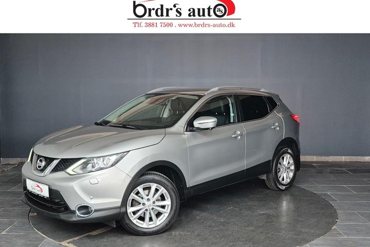 Sølv Nissan Qashqai fra 2016