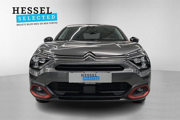 Grå Citroën ë-C4 X fra 2024