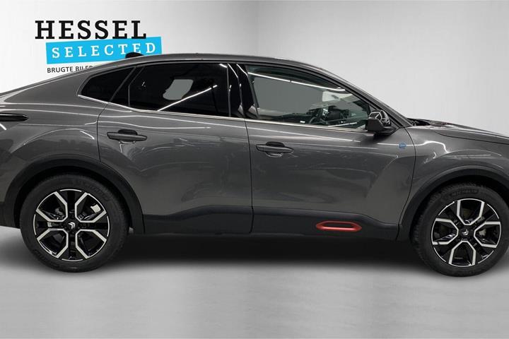 Grå Citroën ë-C4 X fra 2024