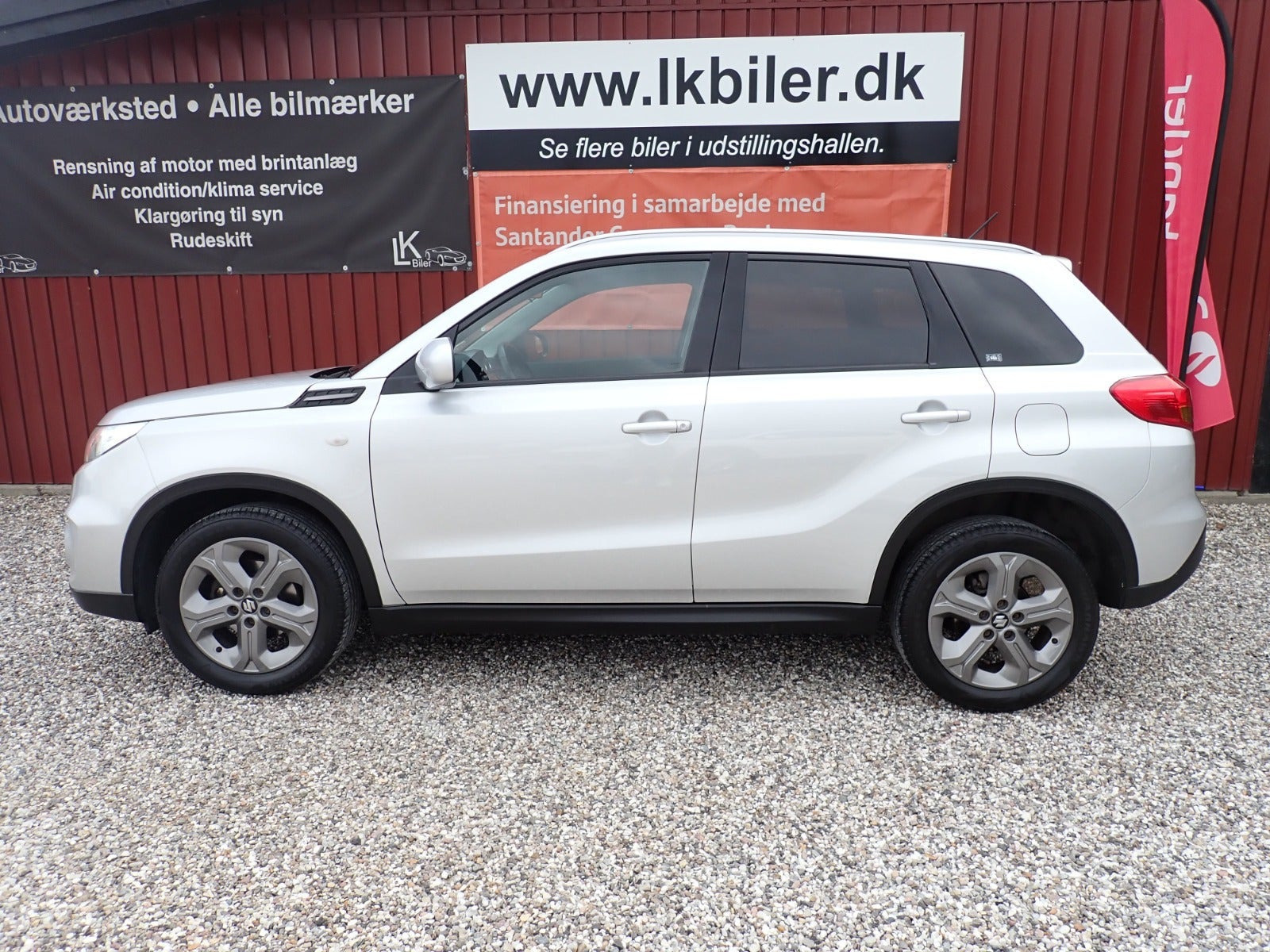 Sølv Suzuki Vitara fra 2015
