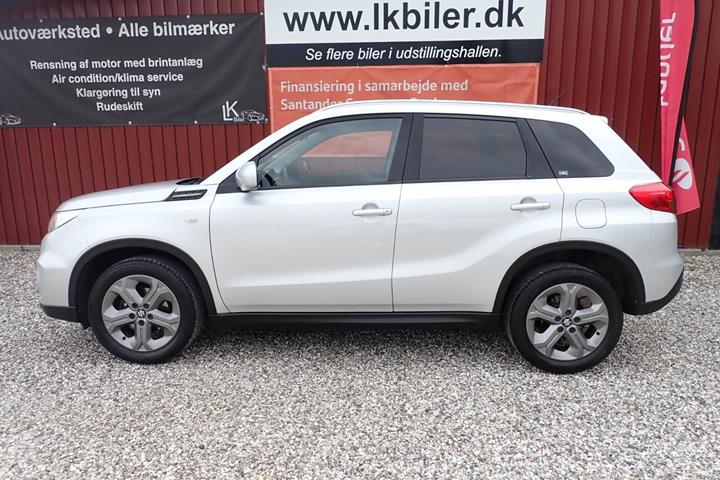 Sølv Suzuki Vitara fra 2015