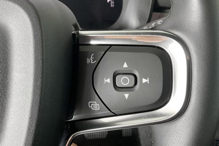 undefined Volvo EX40 fra 2024