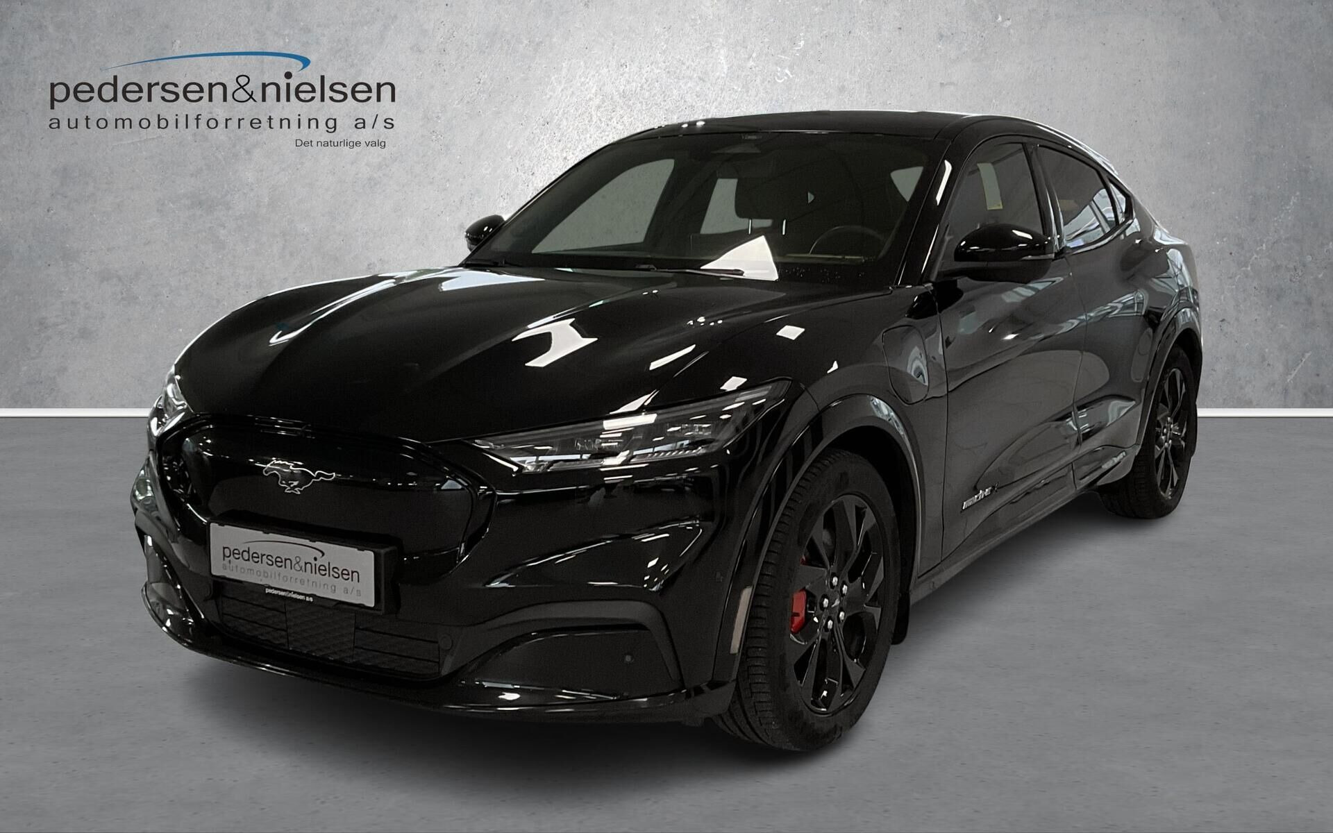 Ford Mustang Mach-E EL UR Premium 294HK 5d Aut.