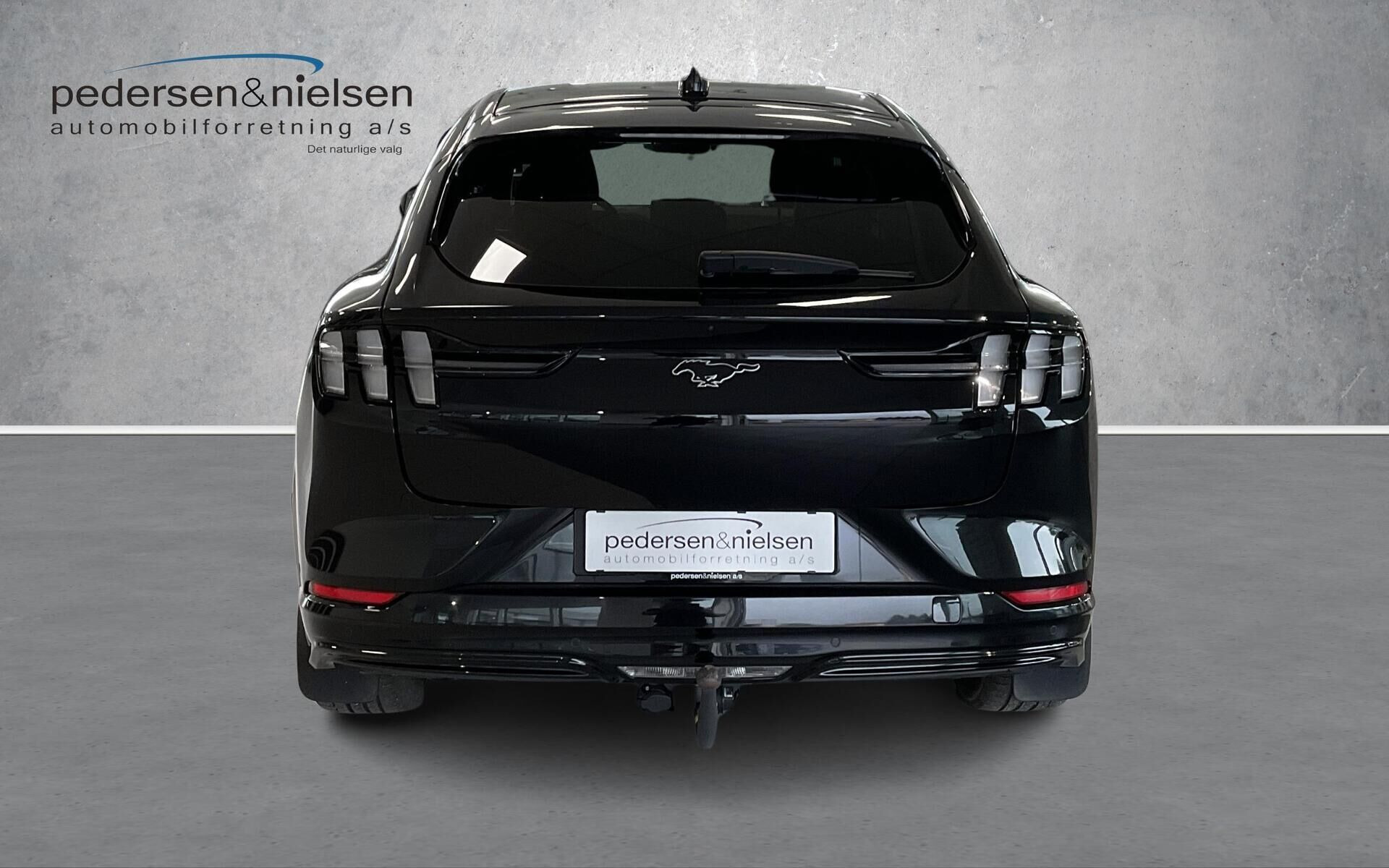 Sort Ford Mustang Mach-E fra 2024
