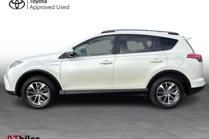 Hvid Toyota RAV4 fra 2017
