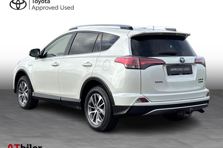 Hvid Toyota RAV4 fra 2017