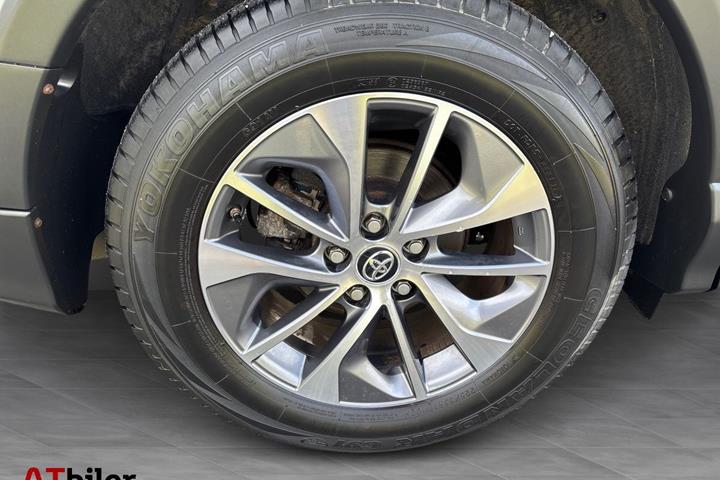 Hvid Toyota RAV4 fra 2017