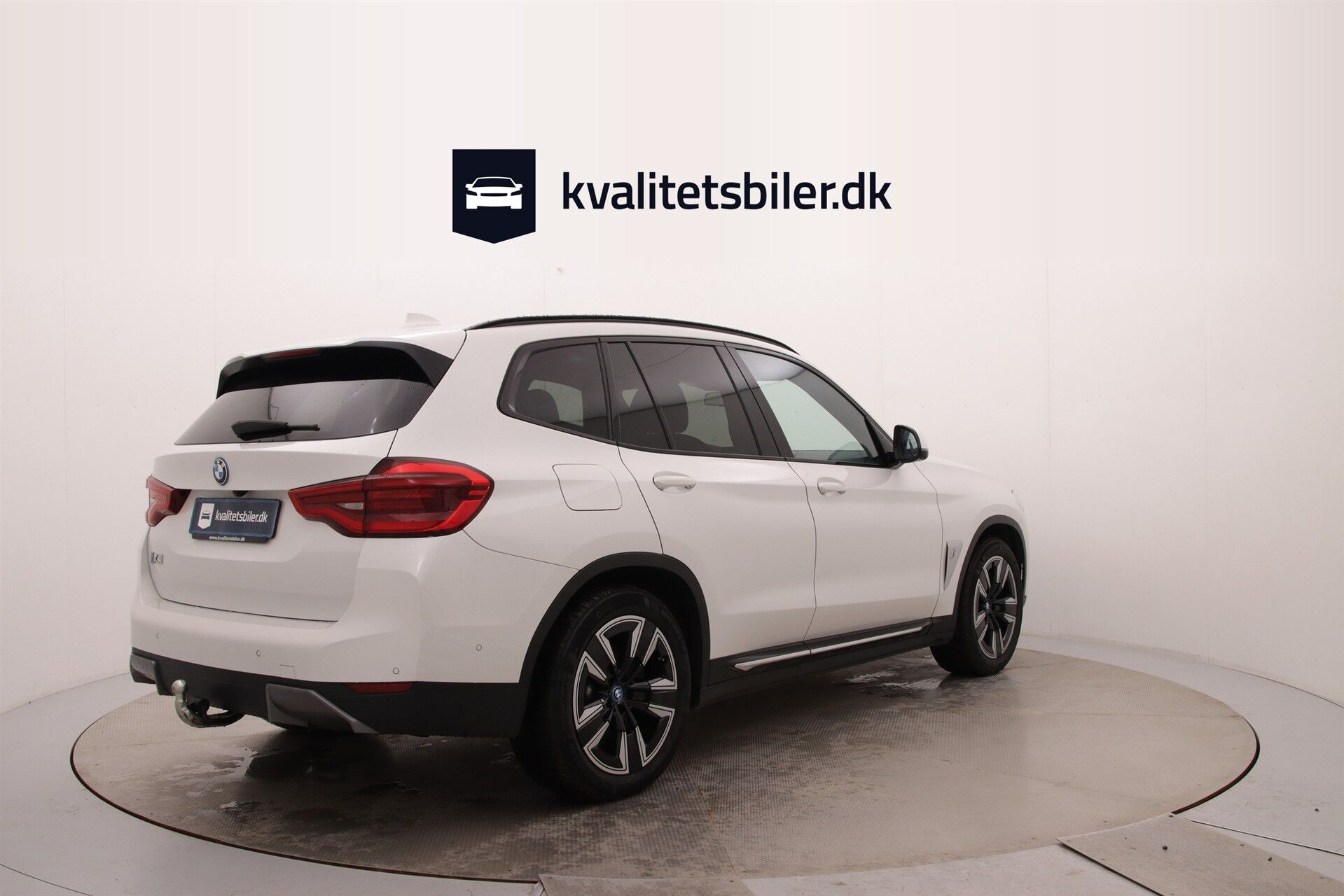 Hvid BMW iX3 fra 2022