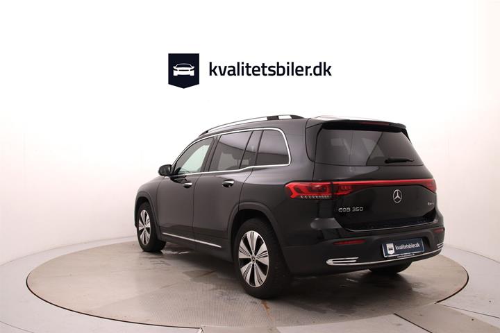 Sort Mercedes EQB350 fra 2023
