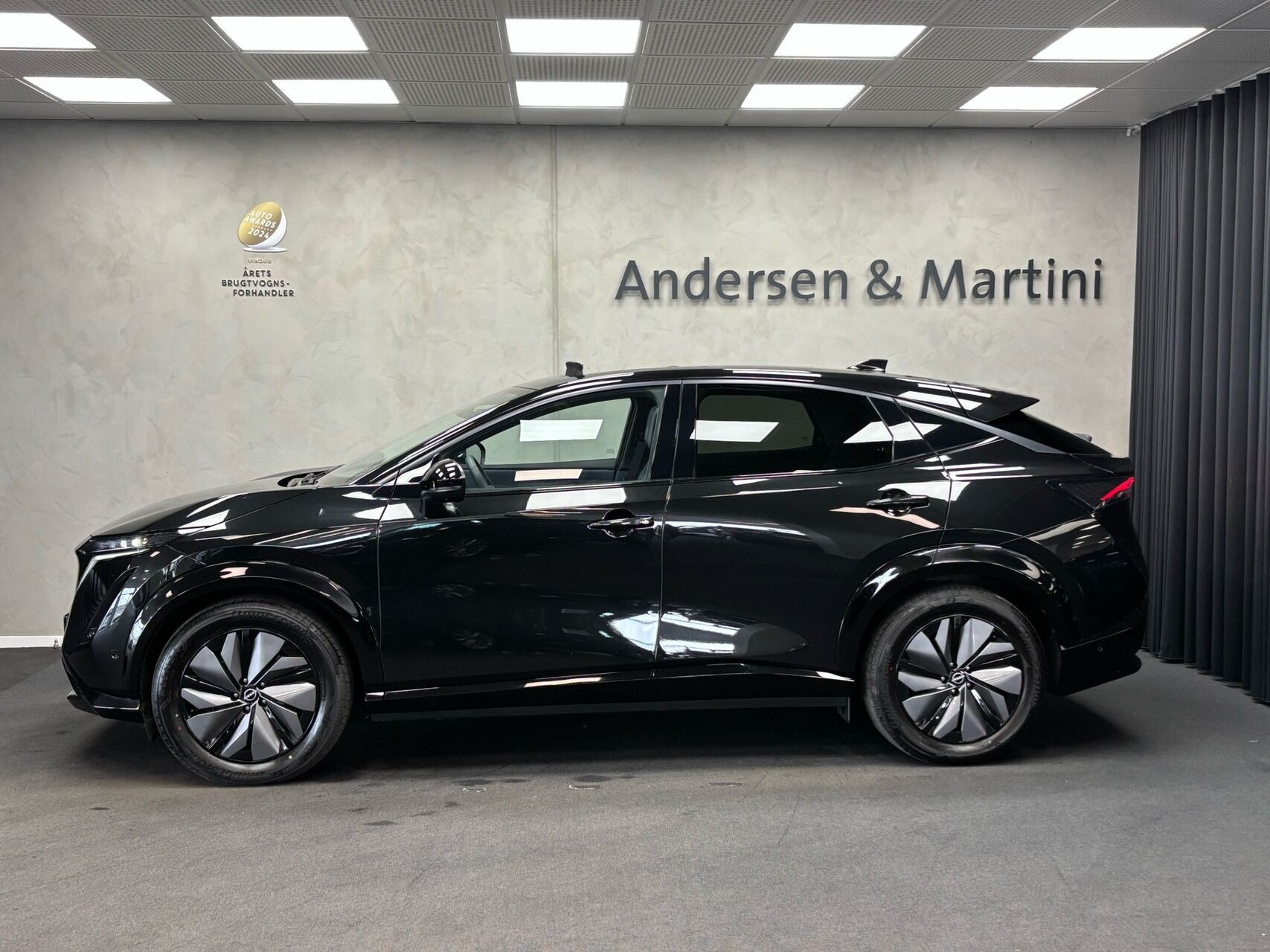 Sort Nissan Ariya fra 2025