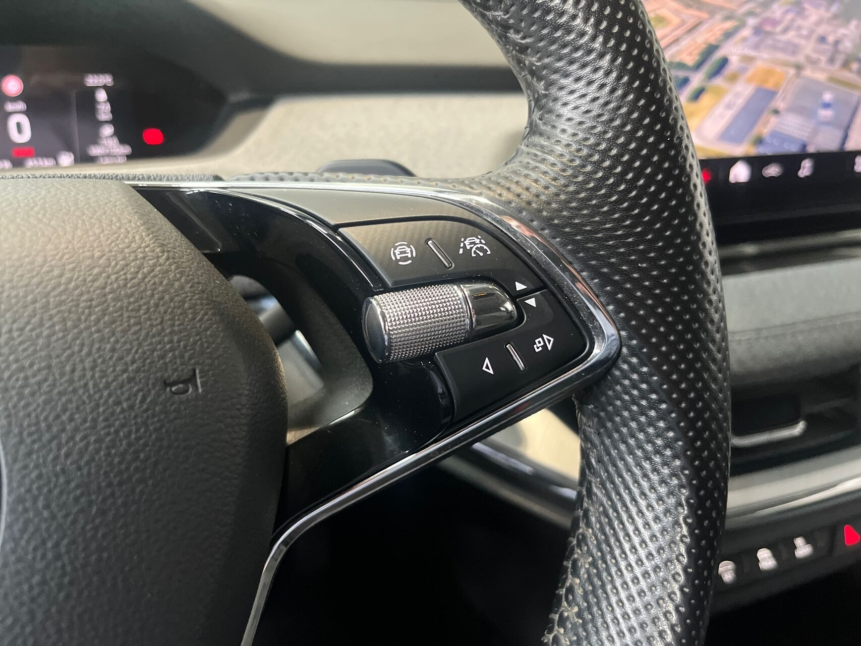 Sølv Skoda Enyaq fra 2022