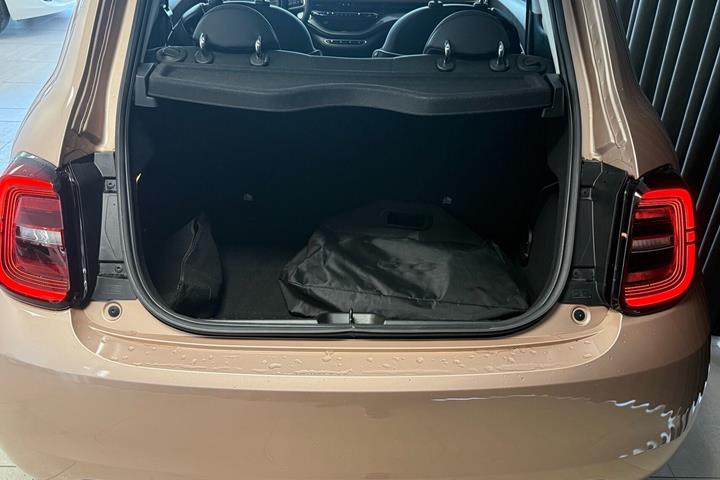 undefined Fiat 500e fra 2023