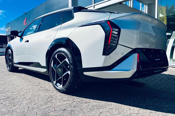 undefined Kia EV4 fra 2025