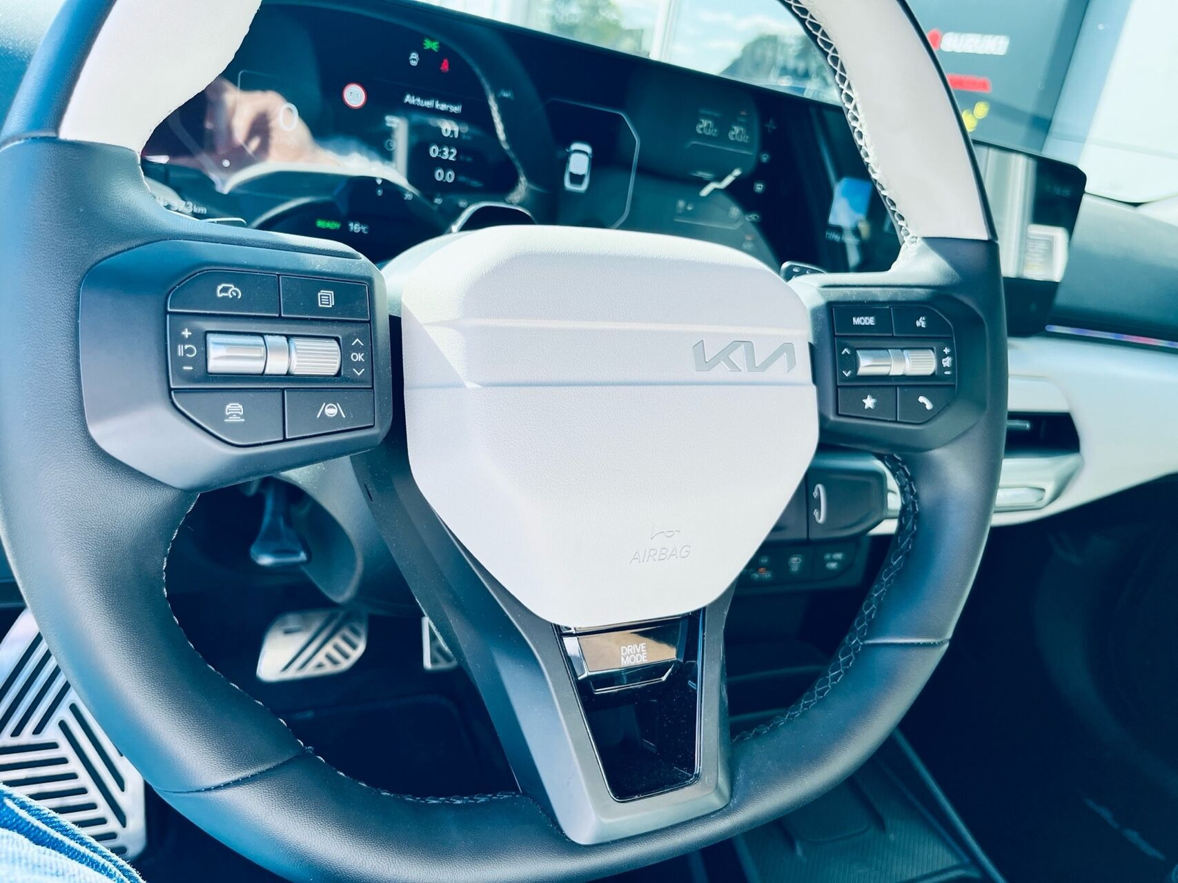 undefined Kia EV4 fra 2025