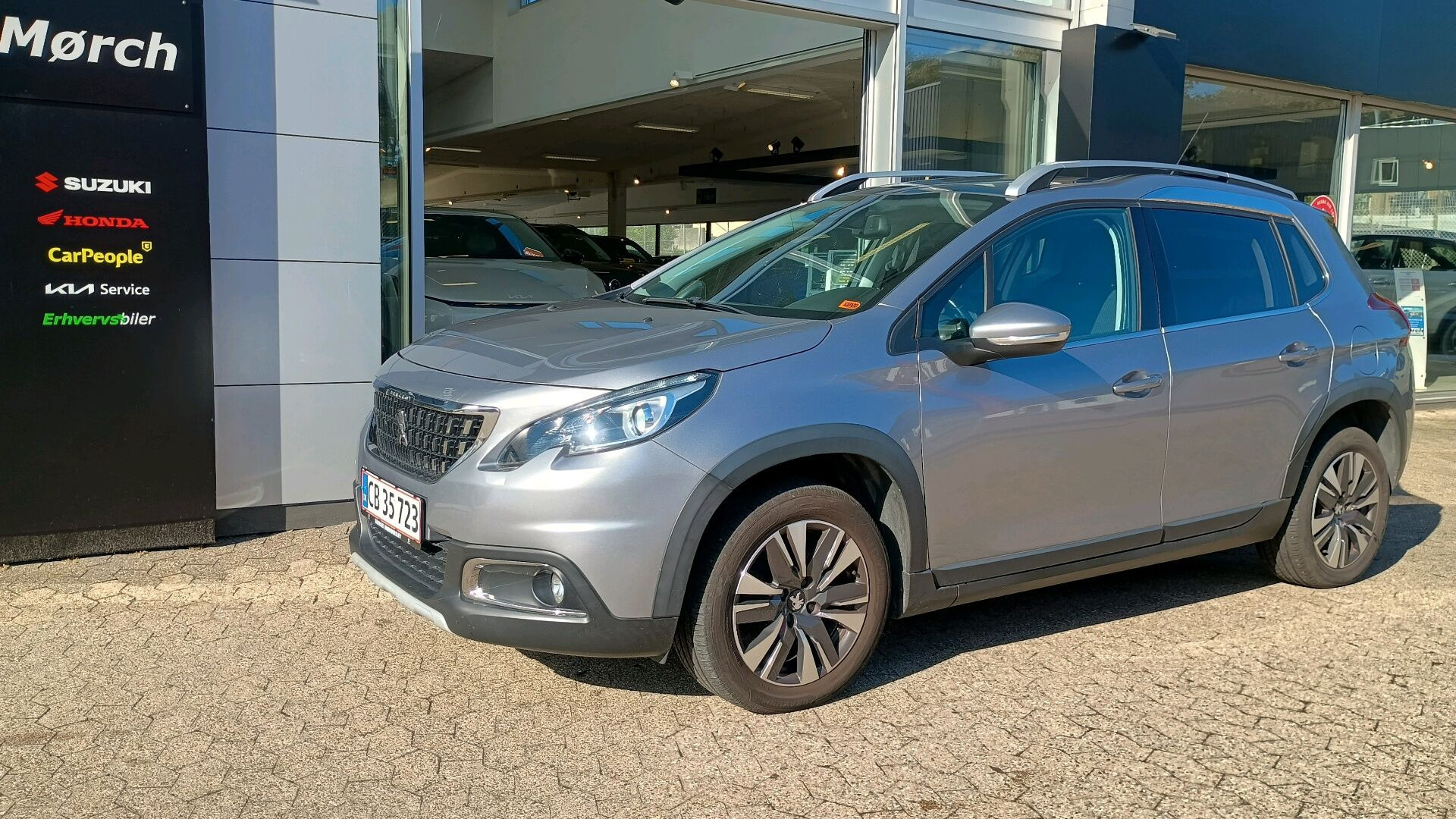 Peugeot 2008 1,6 BlueHDi Selection Sky 100HK 5d