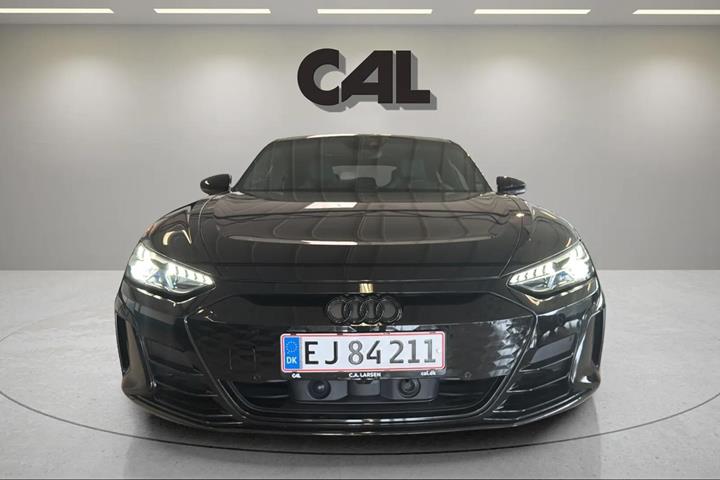 Sort Audi e-tron GT fra 2023