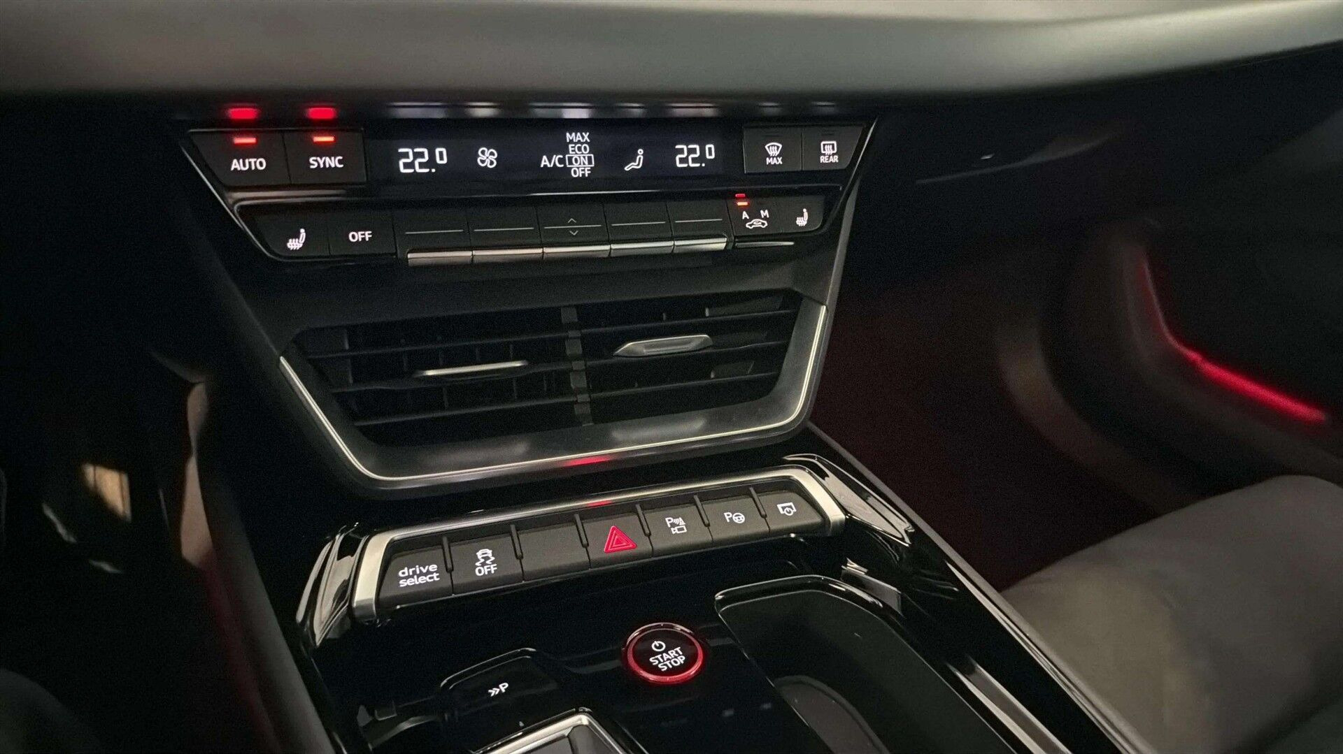 Sort Audi e-tron GT fra 2023