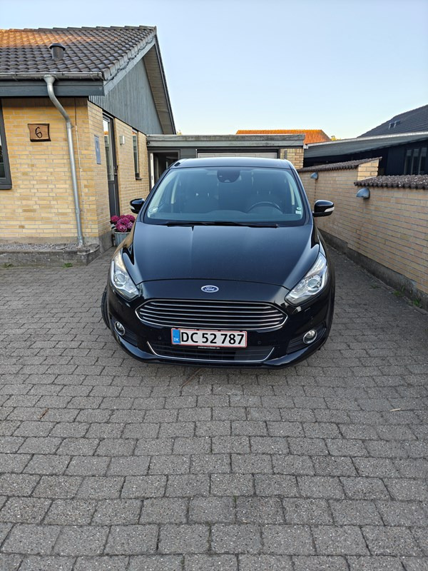 Ford S-MAX EcoBlue 2.0 (190HK) MPV FWD A8