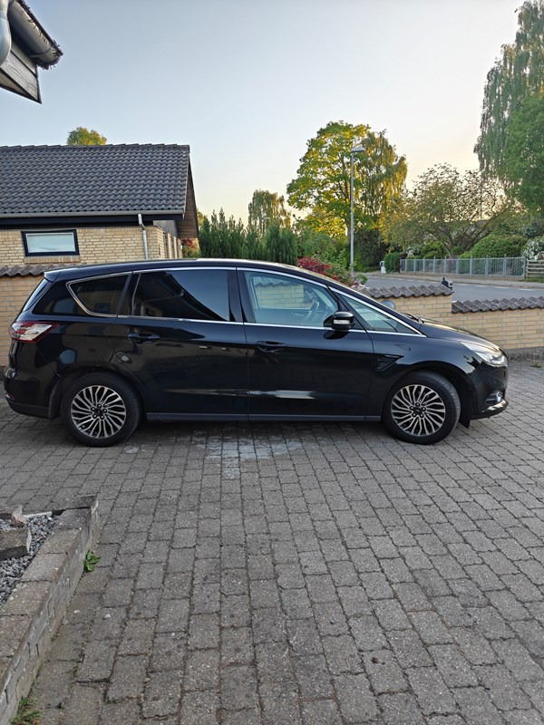 undefined Ford S-MAX fra 2019