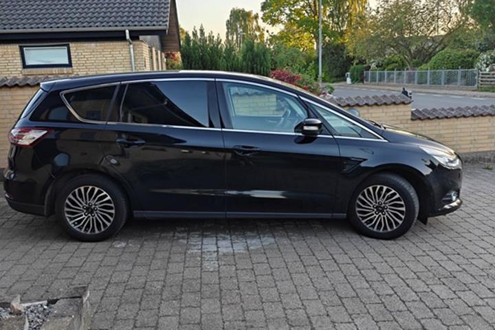 undefined Ford S-MAX fra 2019