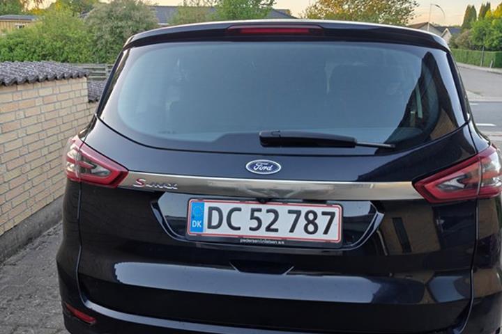 undefined Ford S-MAX fra 2019