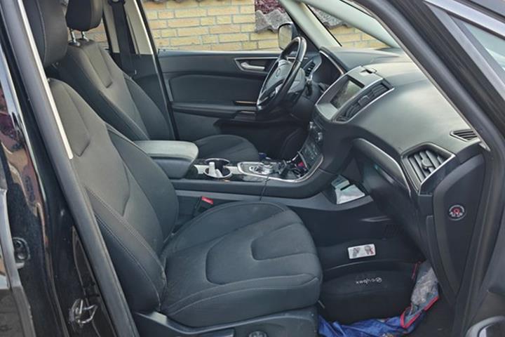 undefined Ford S-MAX fra 2019