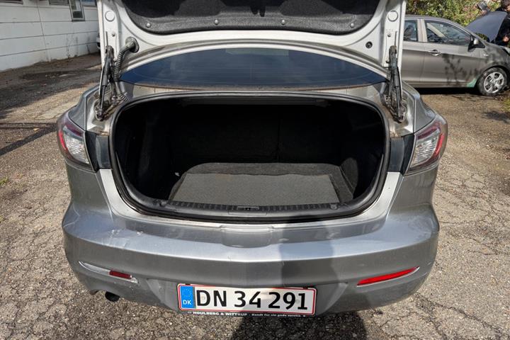 Grøn Mazda 3 fra 2011