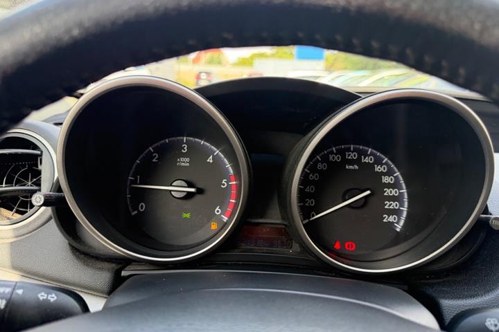 Grøn Mazda 3 fra 2011