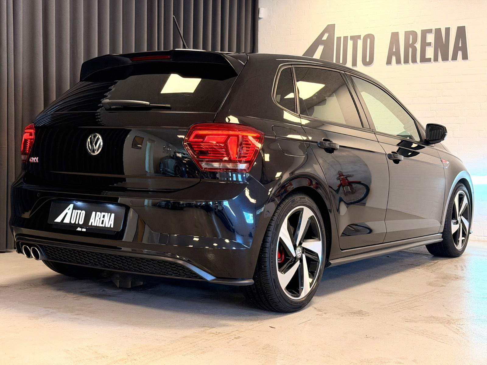 Sort VW Polo fra 2019