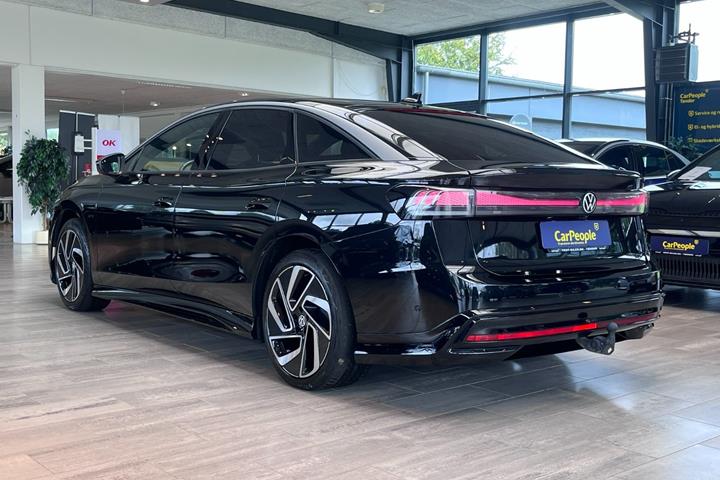 Sort VW ID.7 fra 2024