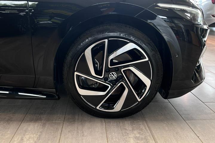 Sort VW ID.7 fra 2024