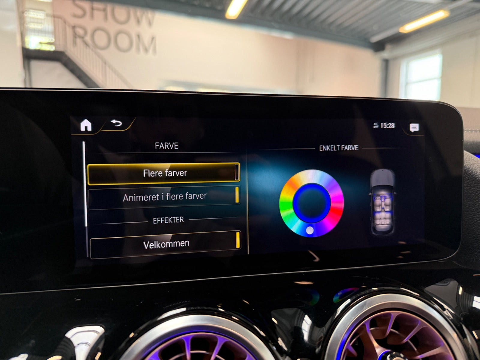 Hvid Mercedes EQA250+ fra 2023