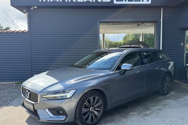 Grå Volvo V60 fra 2019