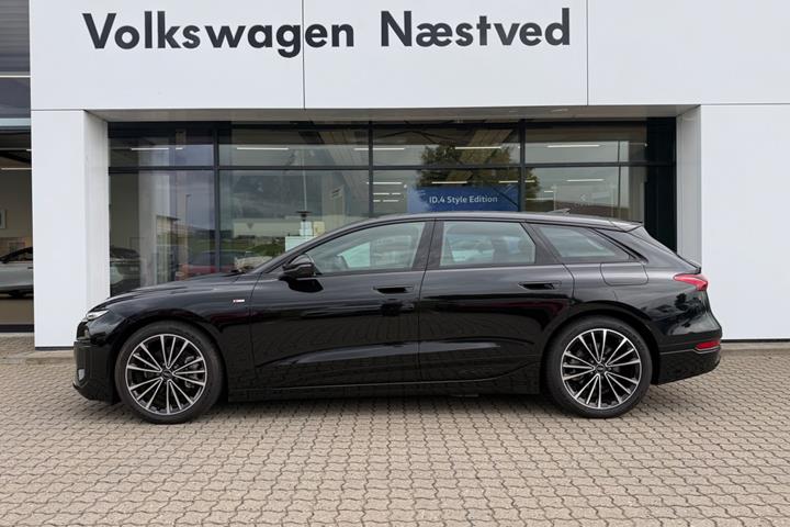 Sort Audi A6 e-tron fra 2025