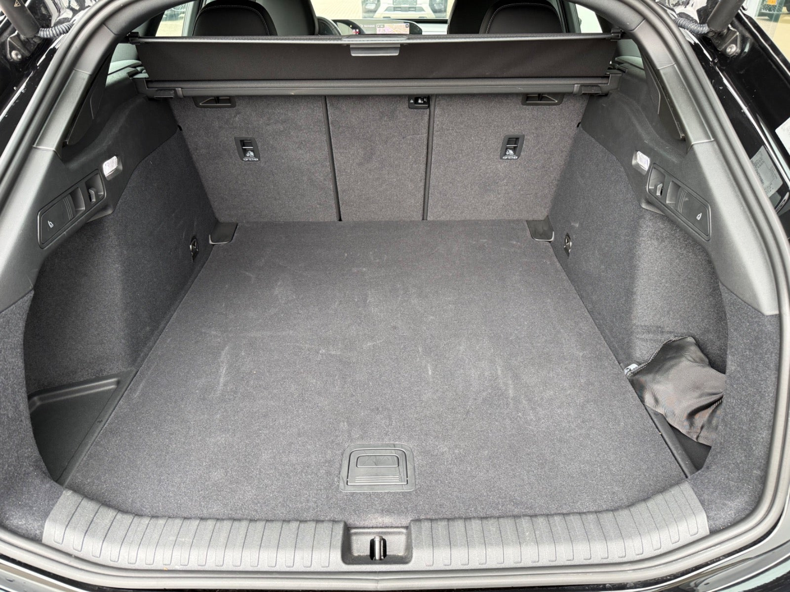 Sort Audi A6 e-tron fra 2025
