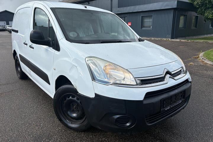 Hvid Citroën Berlingo fra 2013