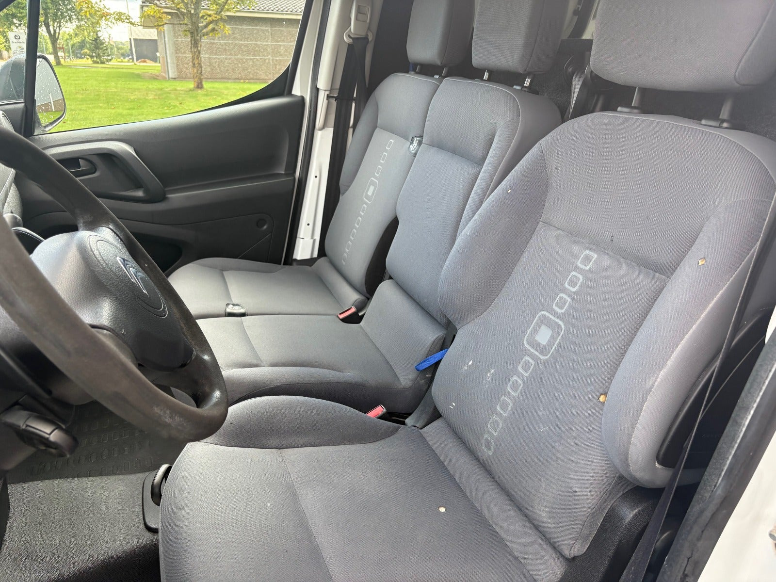 Hvid Citroën Berlingo fra 2013