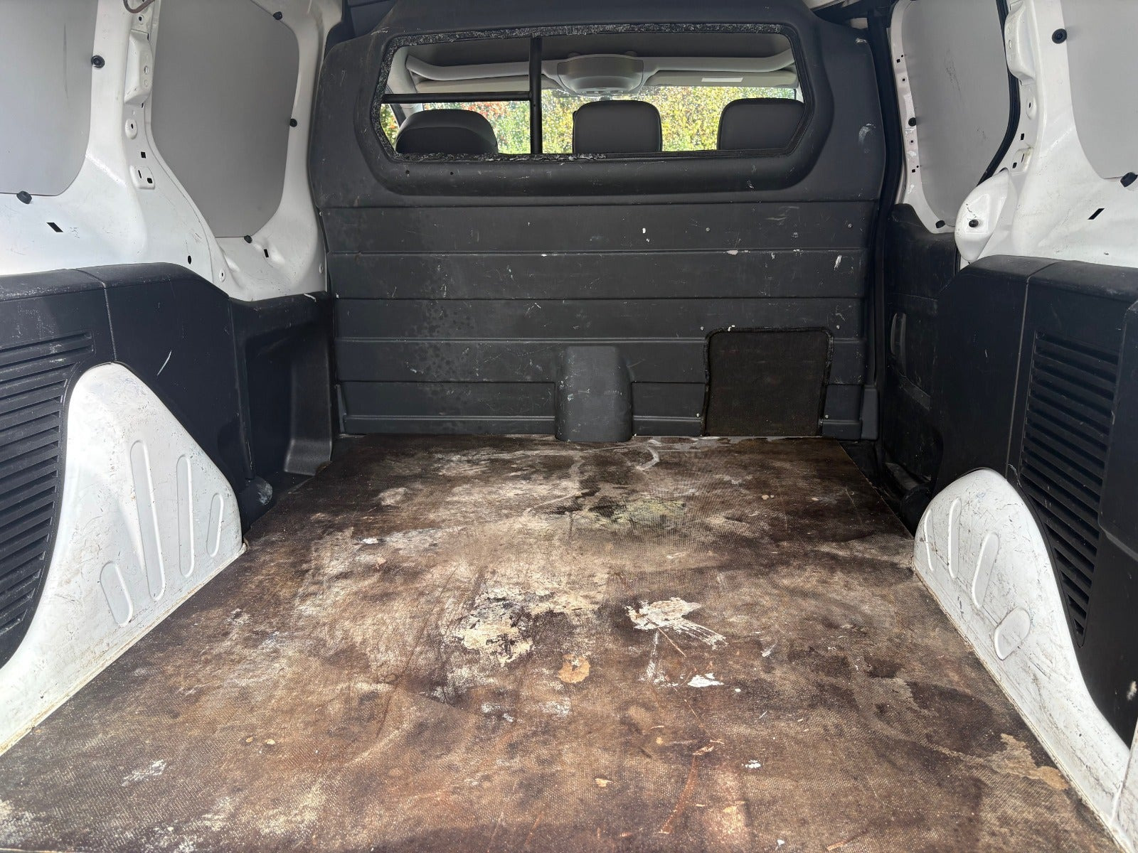 Hvid Citroën Berlingo fra 2013