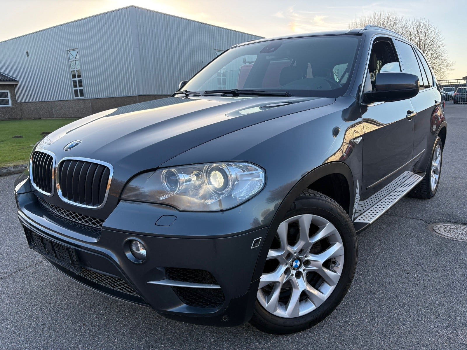 Sort BMW X5 fra 2012