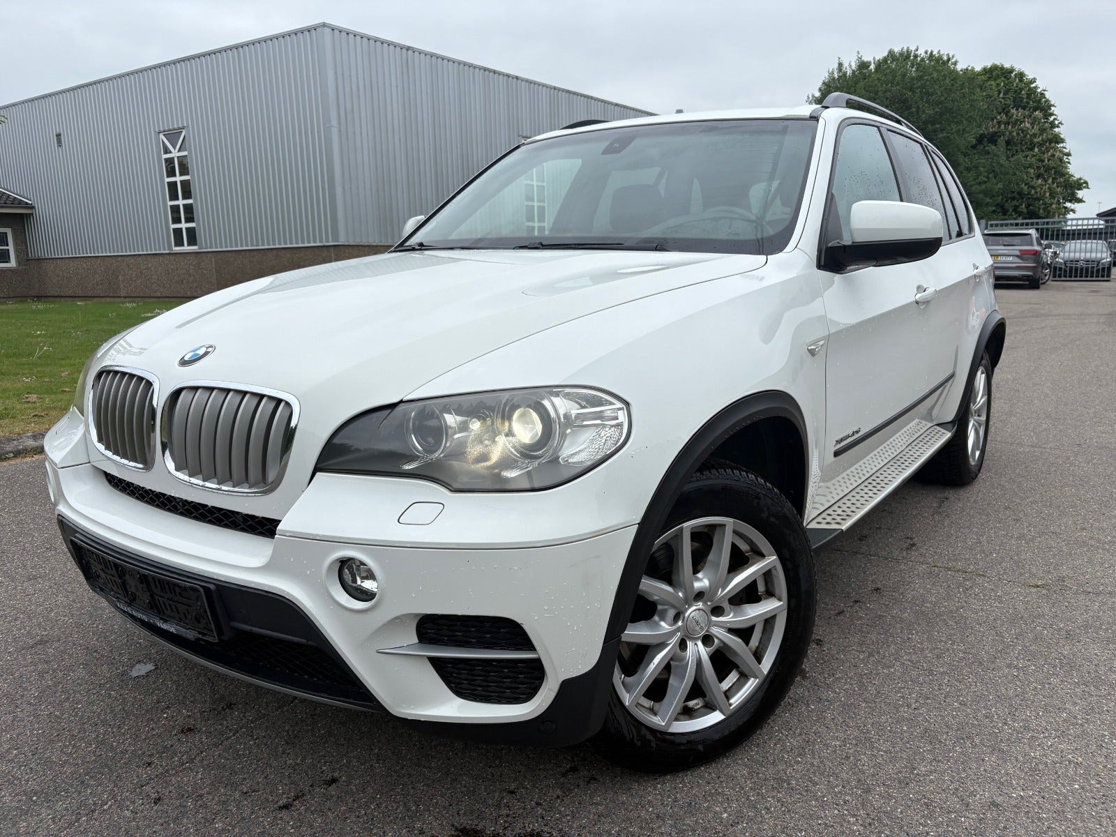 Hvid BMW X5 fra 2012