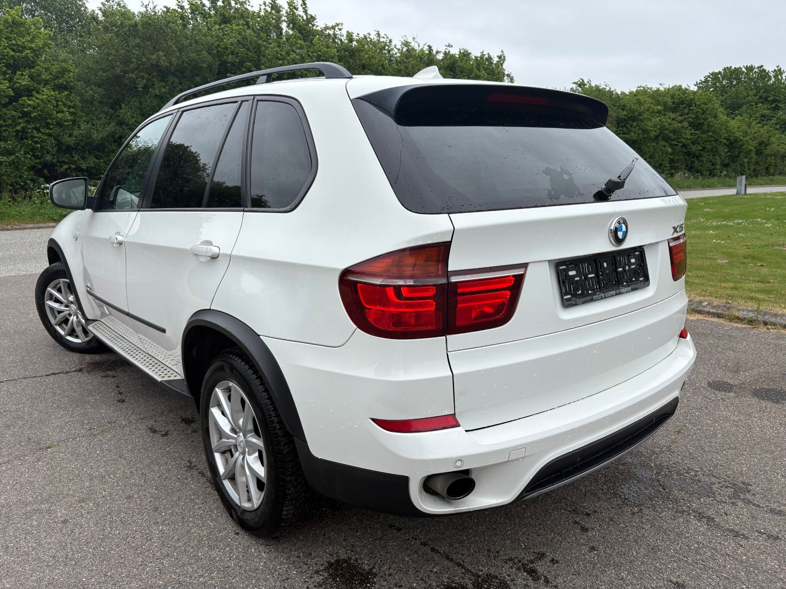 Hvid BMW X5 fra 2012