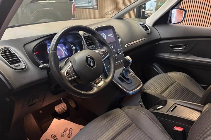 Grå Renault Grand Scenic IV fra 2019