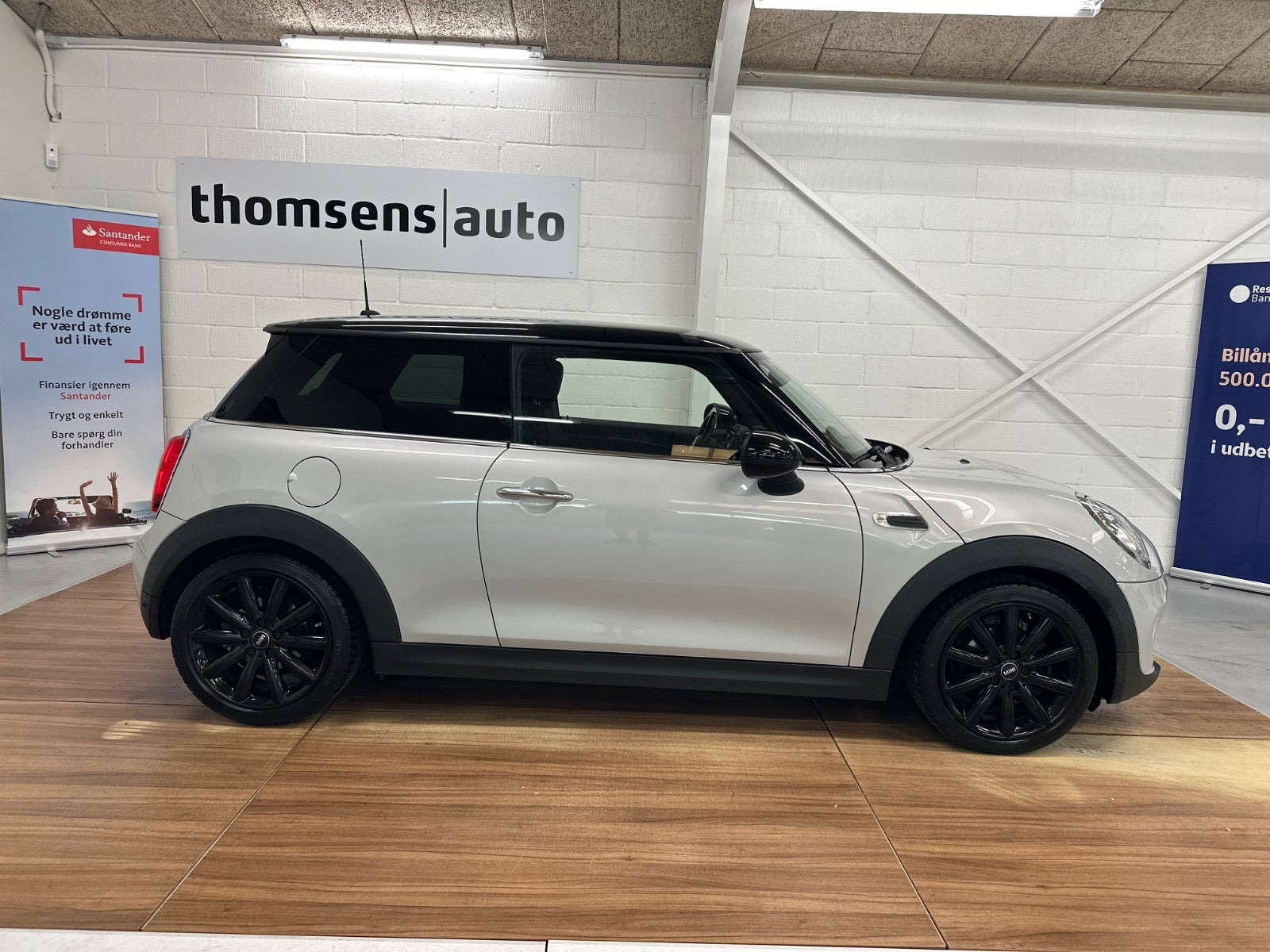Sølv Mini Cooper fra 2019