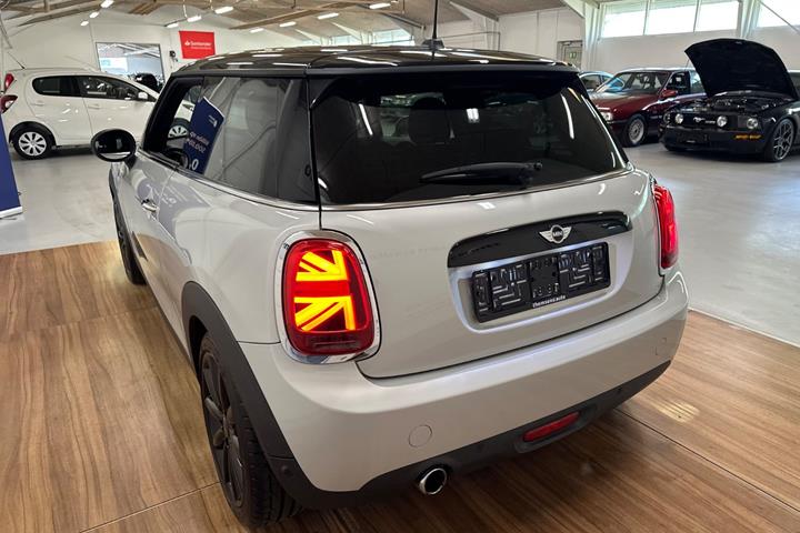 Sølv Mini Cooper fra 2019