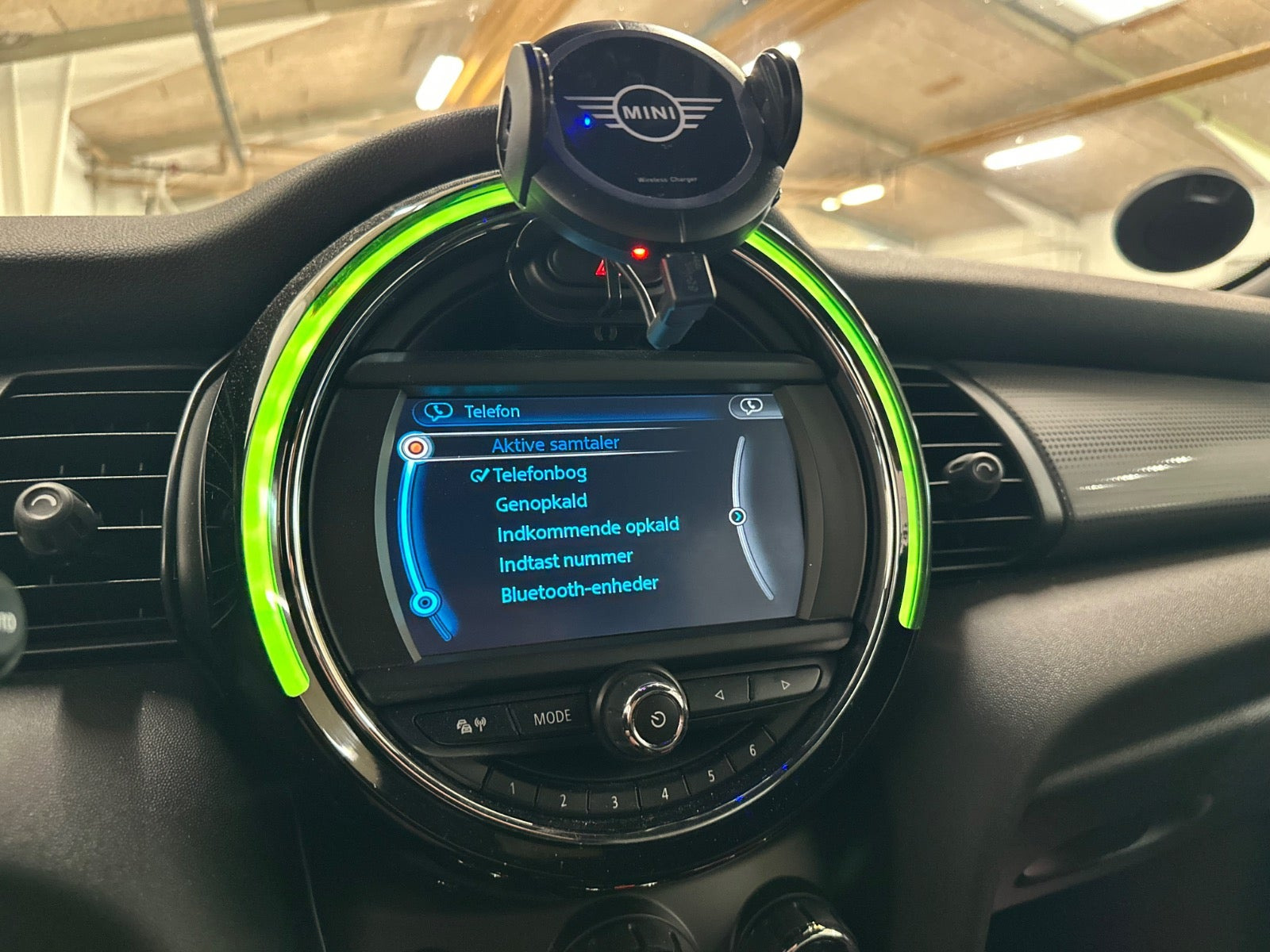 Sølv Mini Cooper fra 2019
