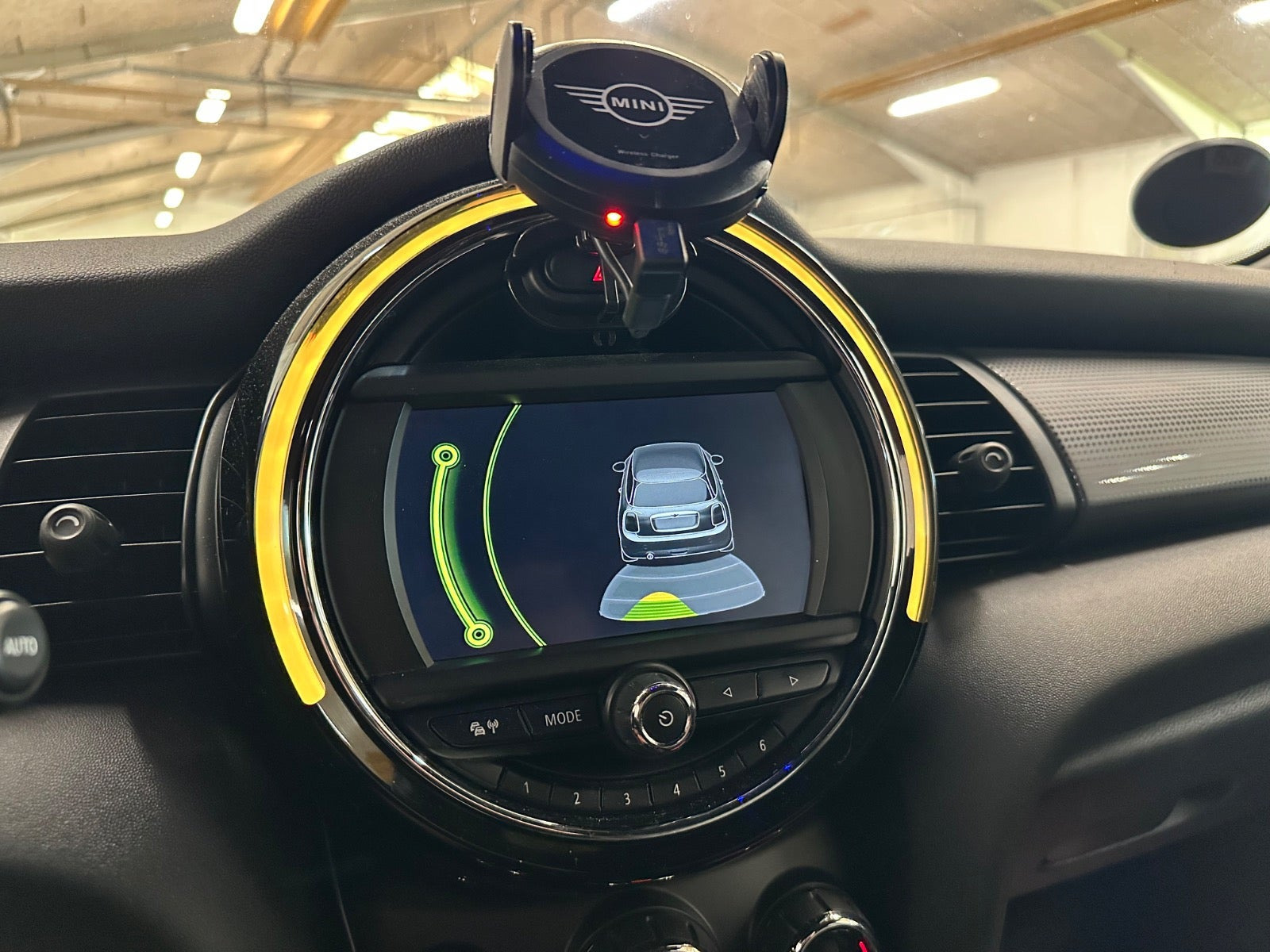 Sølv Mini Cooper fra 2019