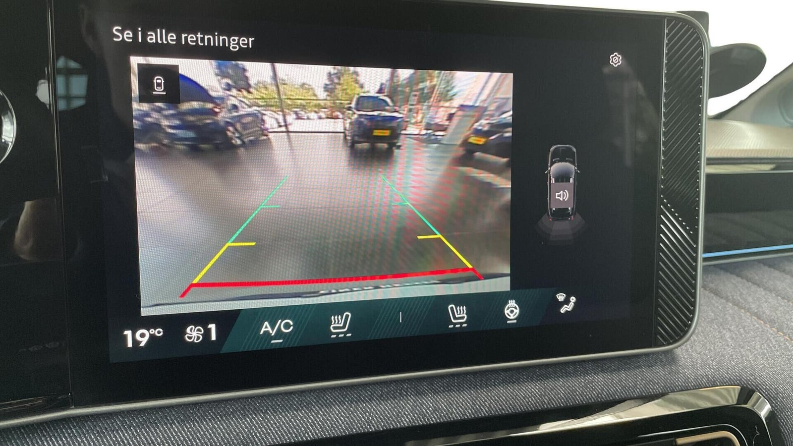 Blå Renault 4 E-Tech fra 2026