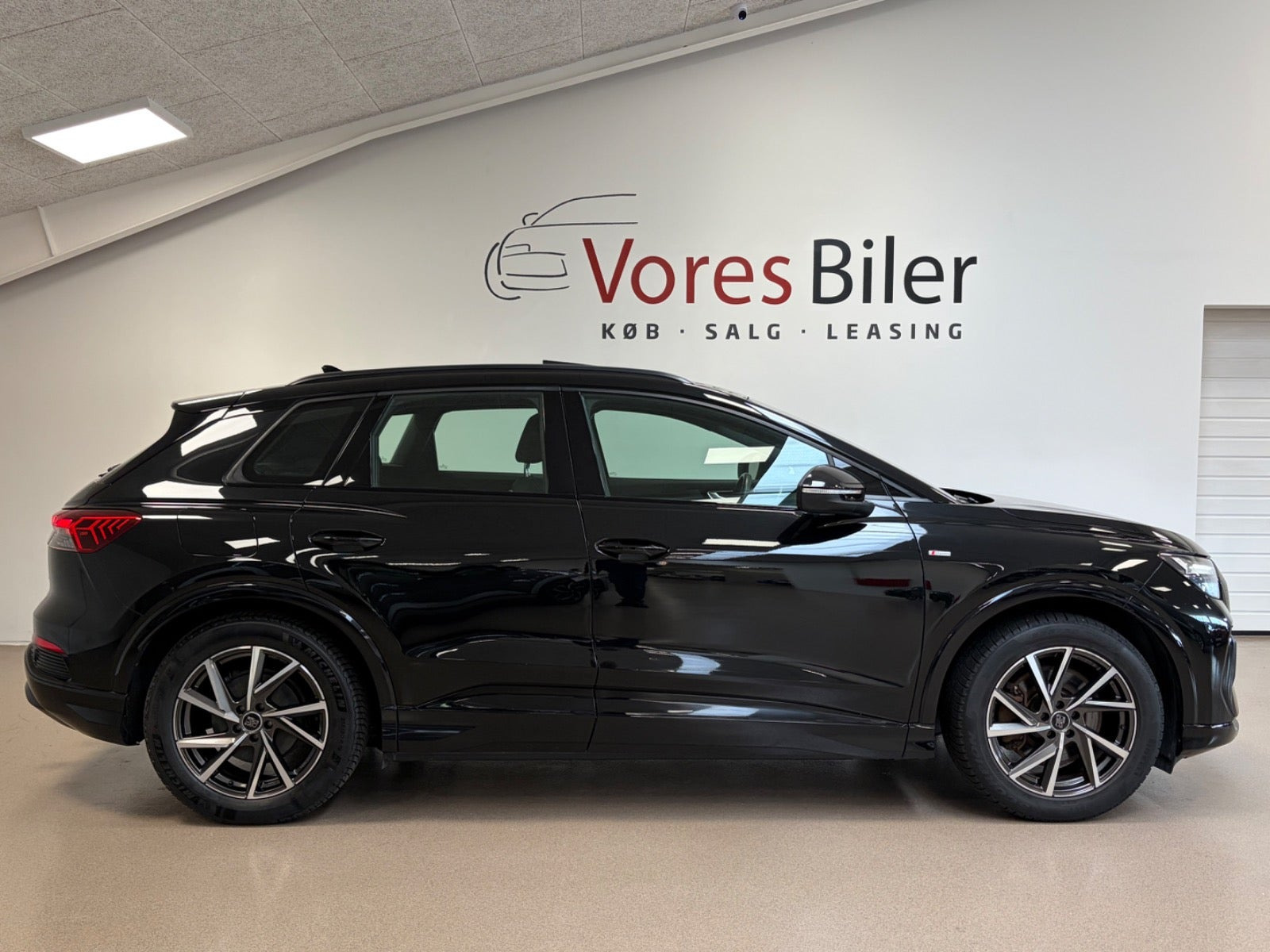Sort Audi Q4 e-tron fra 2022