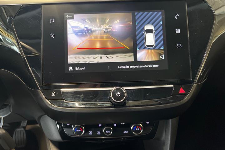 Sort Opel Corsa fra 2021