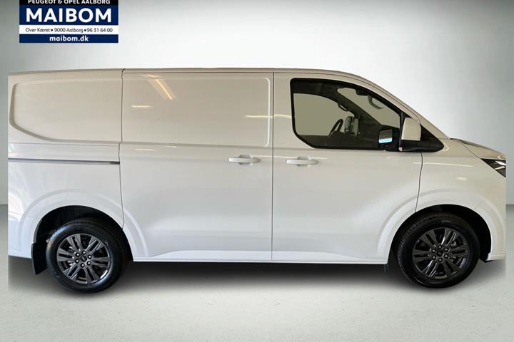 Hvid Ford E-Transit Custom 320 L1 fra 2026